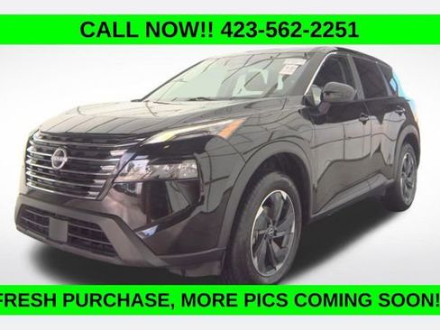 Used 2024 Nissan Rogue SV FWD image 1