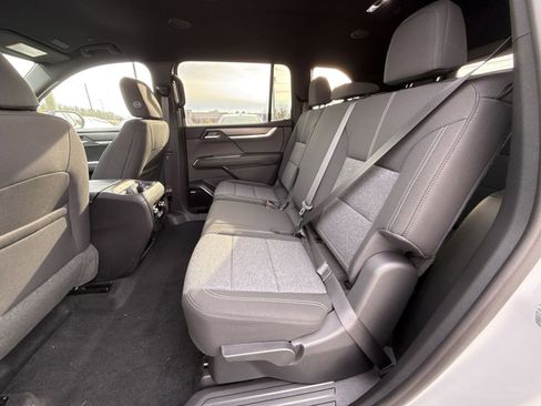 New 2026 GMC Acadia Elevation image 24