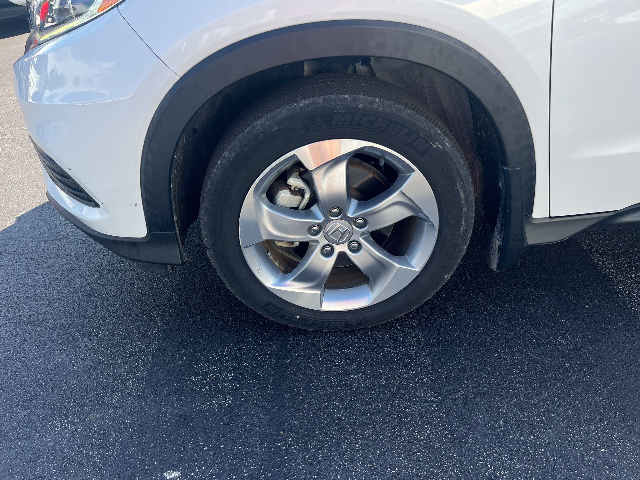 Used 2021 Honda HR-V LX image 12