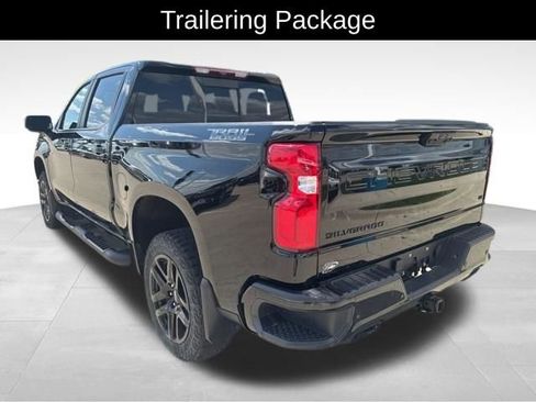 Used 2024 Chevrolet Silverado 1500 LT Trail Boss w/ LT Trail Boss Premium Package AWD/4WD image 5