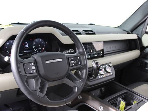 Used 2024 Land Rover Defender 110 X-Dynamic SE AWD/4WD image 8