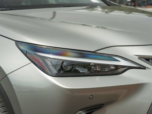 Used 2024 Lexus NX 350h AWD image 16
