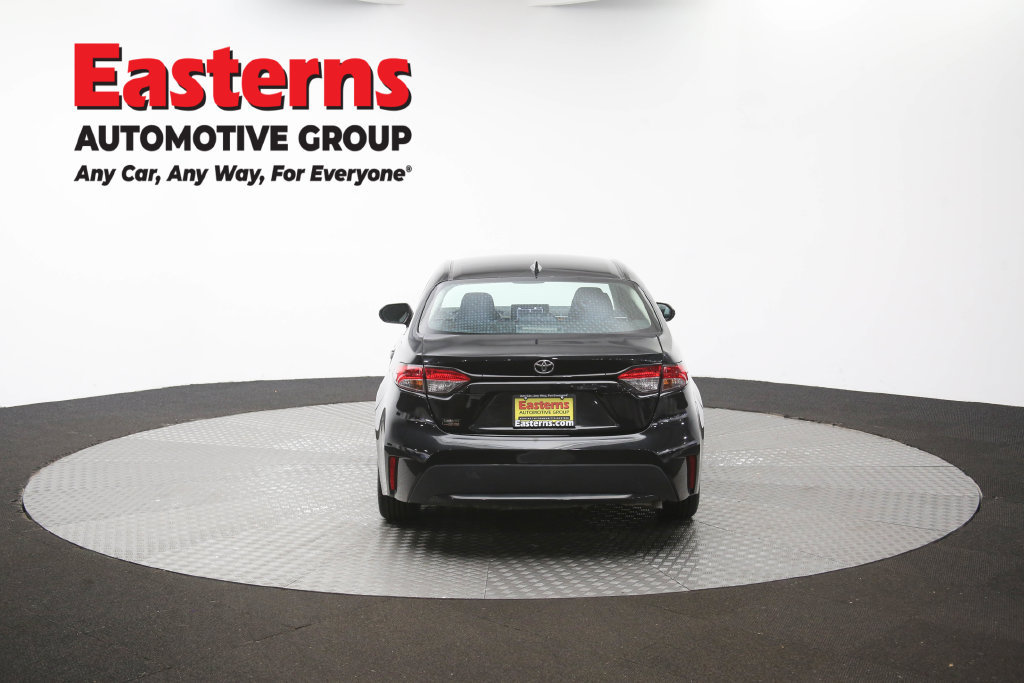 Used 2021 Toyota Corolla LE w/ Carpet Mat Package (TMS) FWD image 39