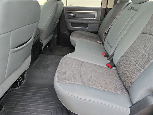 Used 2017 RAM 2500 Big Horn w/ Sport Appearance Group image 14