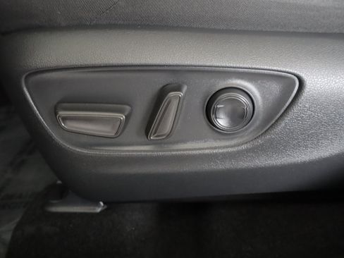 Used 2023 Toyota RAV4 SE w/ Weather & Moonroof Package image 13