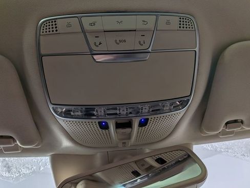 Used 2015 Mercedes-Benz S 550 4MATIC Sedan image 25