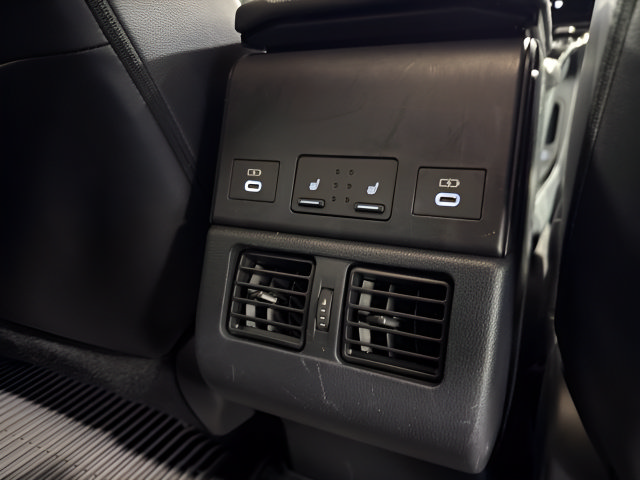 Certified 2023 Subaru Solterra AWD image 30