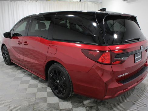 Used 2025 Honda Odyssey Sport-L image 31