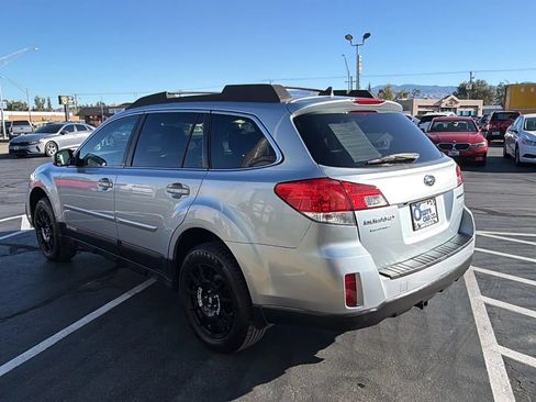 Used 2013 Subaru Outback 2.5i Limited w/ Moonroof Pkg AWD/4WD image 5