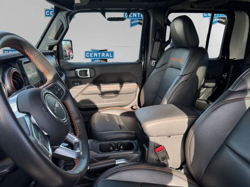 Certified 2022 Jeep Gladiator Mojave w/ Trailer Tow Package image 16