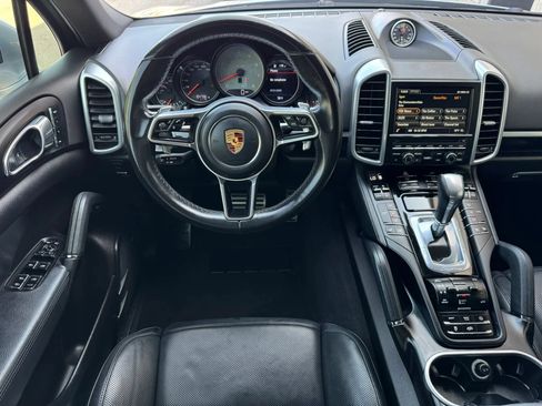 Used 2016 Porsche Cayenne S AWD/4WD image 34