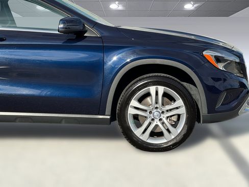 Used 2017 Mercedes-Benz GLA 250 4MATIC image 36