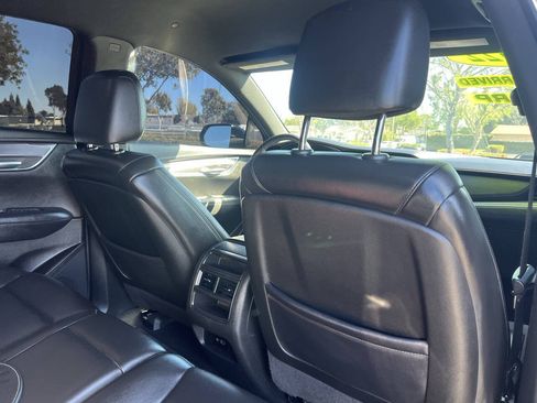 Used 2022 Cadillac XT5 Luxury FWD image 29