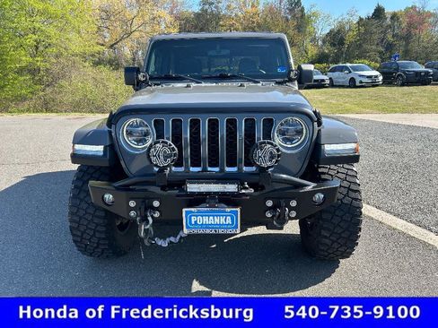 Used 2020 Jeep Gladiator Overland image 9