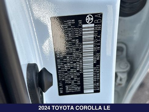 Used 2024 Toyota Corolla LE FWD image 28