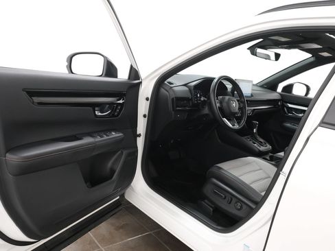 Used 2026 Honda CR-V Sport Touring image 26