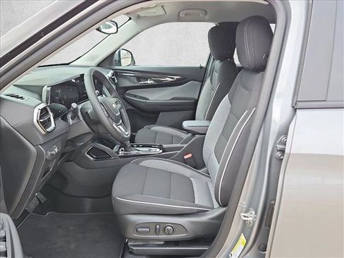 New 2026 Chevrolet TrailBlazer LT w/ Convenience Package image 4