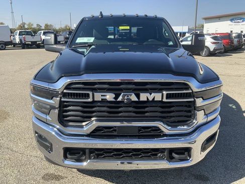 Used 2025 RAM 3500 Big Horn image 3