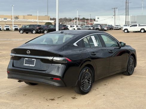 New 2026 Nissan Sentra SV image 9