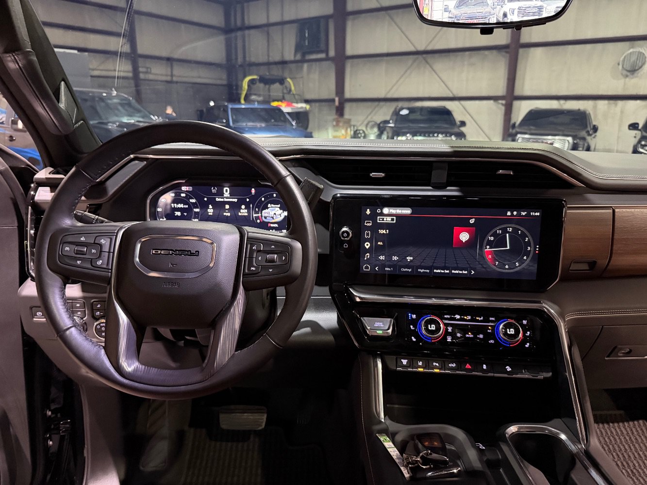 Used 2026 GMC Sierra 2500 Denali Ultimate AWD/4WD image 30