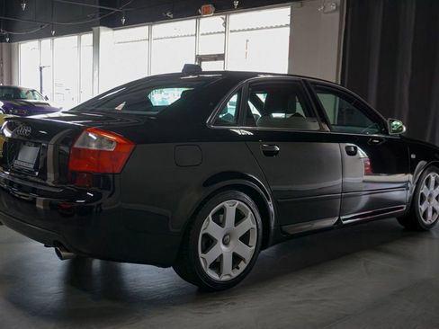 Used 2004 Audi S4 Sedan AWD/4WD image 25