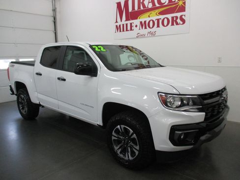 Used 2022 Chevrolet Colorado Z71 image 1