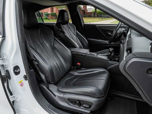 Used 2019 Lexus ES 350 F Sport image 34