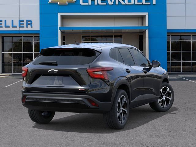 New 2026 Chevrolet Trax RS w/ Sunroof Package FWD image 4