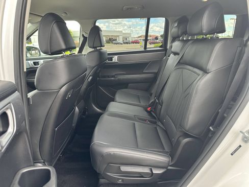 Used 2025 Hyundai Santa Fe SEL AWD/4WD image 28