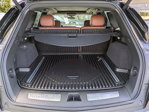 New 2025 Cadillac XT5 Sportv image 12