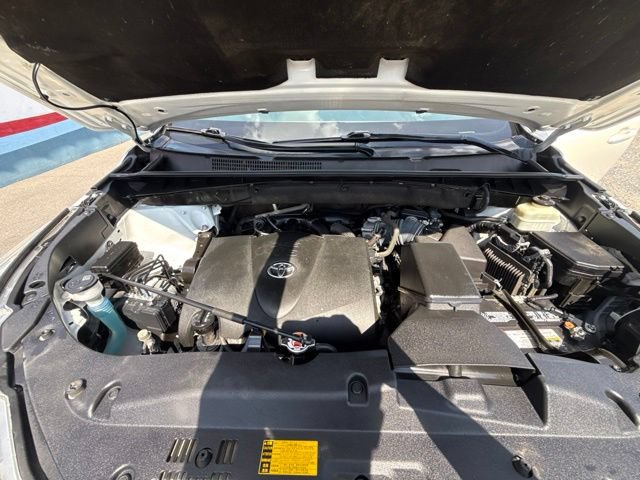 Used 2018 Toyota Highlander XLE FWD image 17