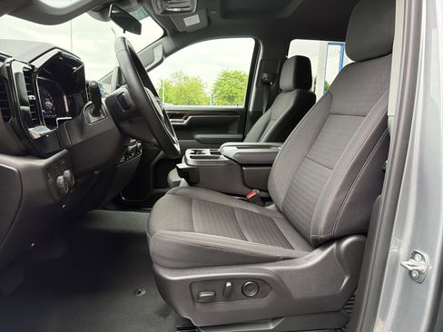 Used 2026 Chevrolet Silverado 1500 LT AWD/4WD image 16