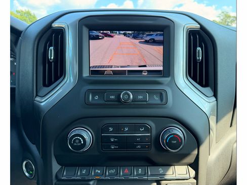 Used 2025 Chevrolet Silverado 2500 Custom w/ Custom Value Package AWD/4WD image 10