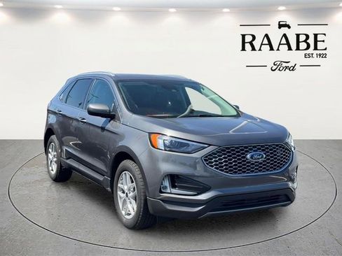 Used 2024 Ford Edge SEL w/ Convenience Package AWD/4WD image 3