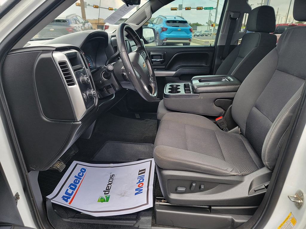 Used 2018 Chevrolet Silverado 1500 LT w/ Texas Edition AWD/4WD image 2