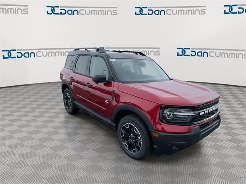 New 2026 Ford Bronco Sport Outer Banks w/ Outer Banks Tech Package+ image 2