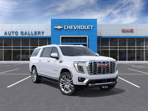 New 2026 GMC Yukon XL Denali w/ Denali Reserve Package AWD/4WD image 1