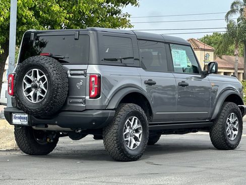 Used 2025 Ford Bronco Badlands AWD/4WD image 4