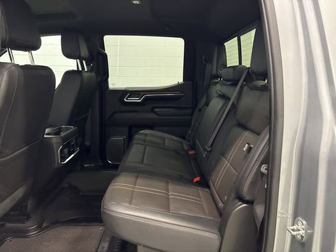 Used 2024 Chevrolet Silverado 1500 High Country w/ Technology Package image 34