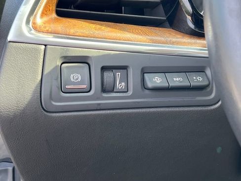 Used 2020 Cadillac XT5 Sportv w/ Platinum Package AWD/4WD image 37