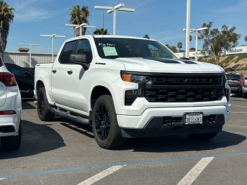 Used 2022 Chevrolet Silverado 1500 Custom w/ Rally Edition AWD/4WD image 2