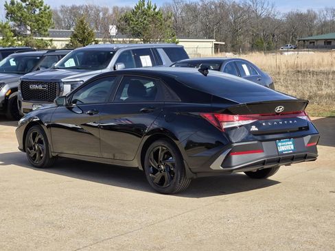 New 2026 Hyundai Elantra SEL Sport Premium FWD image 3
