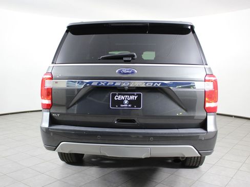 Used 2021 Ford Expedition XLT image 10