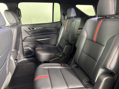 New 2026 Chevrolet Traverse RS w/ LPO, Floor Liner Package image 30