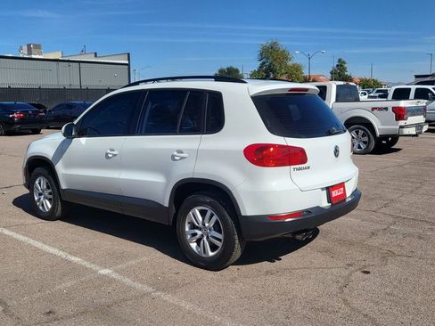 Used 2015 Volkswagen Tiguan S image 6