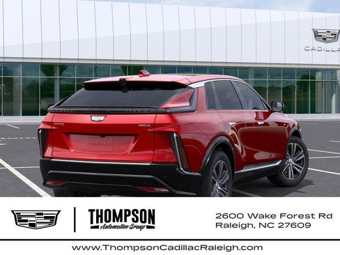 New 2025 Cadillac Lyriq Luxury RWD image 4
