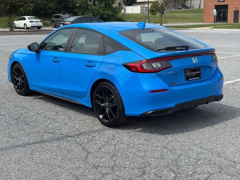 Used 2024 Honda Civic Sport image 6