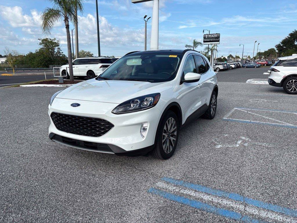 Used 2022 Ford Escape Titanium w/ Class II Trailer Tow Package AWD/4WD image 13