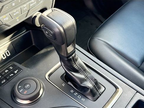 Certified 2022 Ford Ranger XLT w/ Tremor Off-Road Package image 20