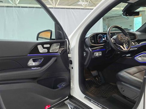 Certified 2022 Mercedes-Benz GLS 450 4MATIC image 19